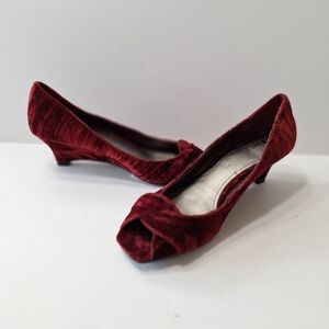 Apt. 9 Burgundy Classic Quiet Luxury Elegant Classy Velvet Peep Toe Wedges 6.5